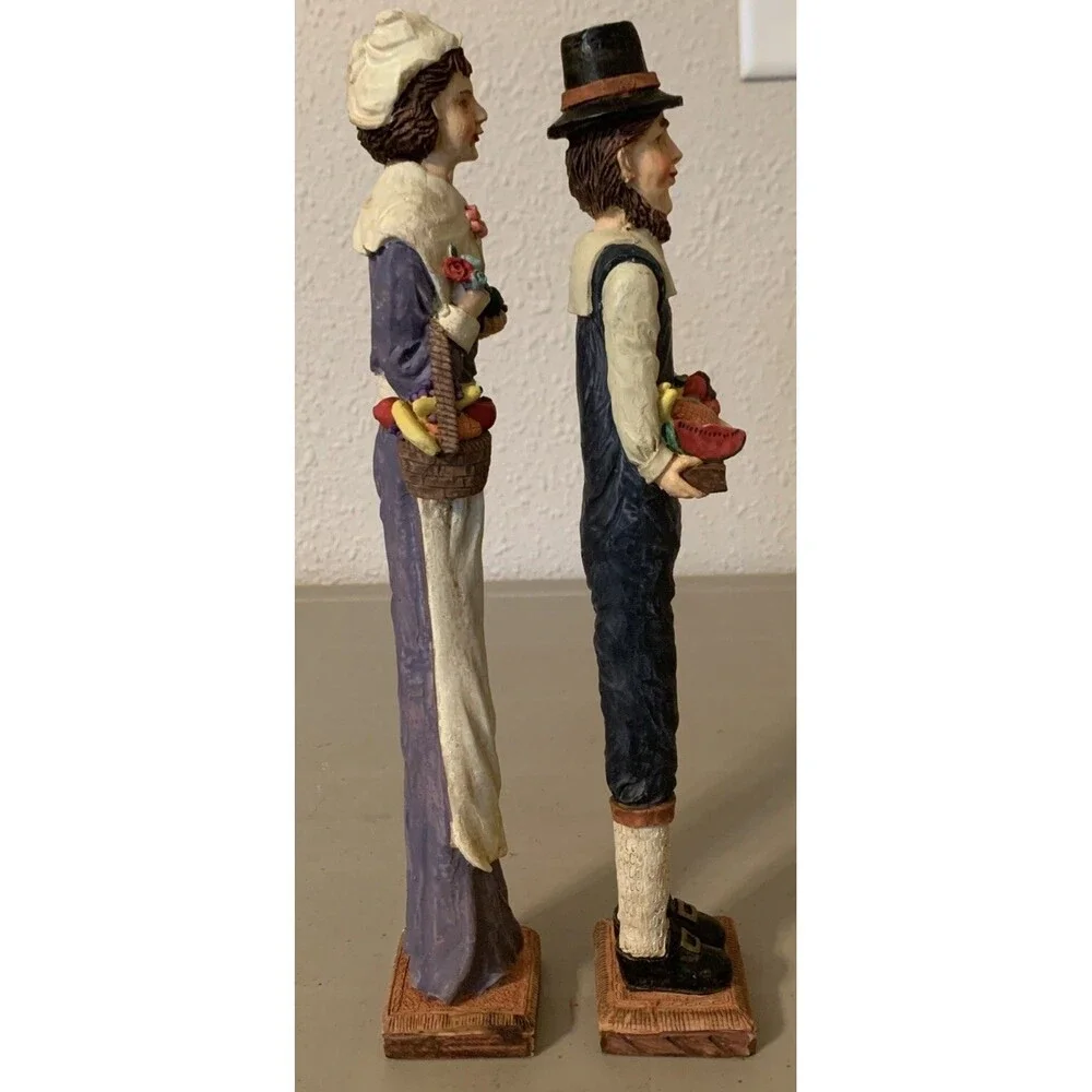 Vintage Windsor Pilgrim Couple Figurines Thanksgiving Harvest Fall Tall Pencil